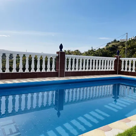 Marimel Con Piscina Privada 内尔哈